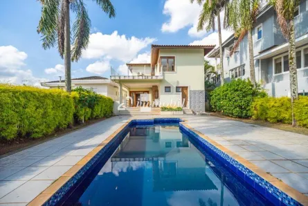 Casa de Condomínio com 4 Quartos à venda, 317m² no São Paulo II, Cotia