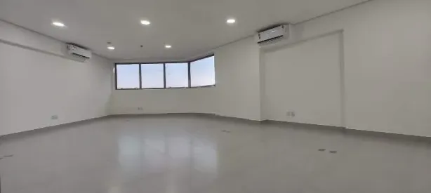 Conjunto Comercial / Sala para alugar, 65m² no Valongo, Santos