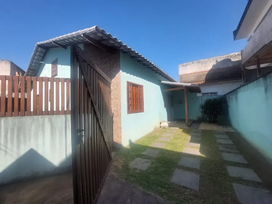 Foto do imóvel - Casa à venda com 2 quartos, 1 suíte, 80 m², 1 banheiro e 1 vaga na garagem em
