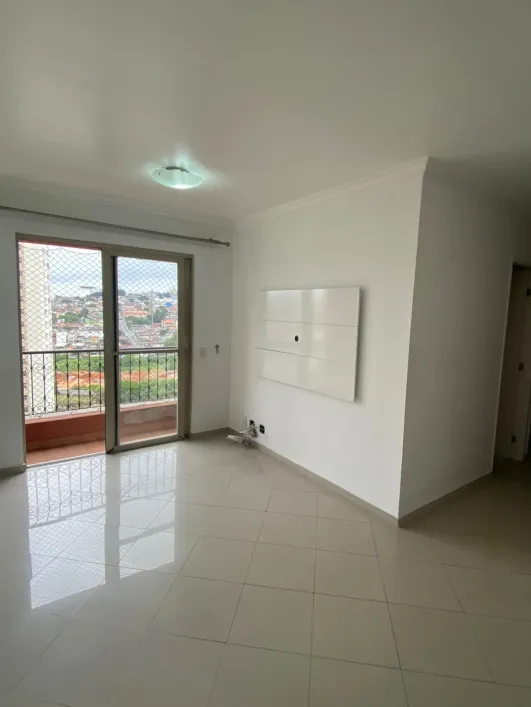 Foto do imóvel - Apartamento à venda com 3 quartos, 1 banheiro, 1 vaga na garagem, piscina no condomínio e.
