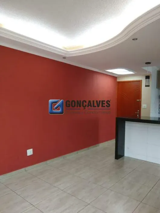 Foto do imóvel - Apartamento para alugar com 3 quartos, 1 banheiro, 1 vaga na garagem e elevador no condomínio.