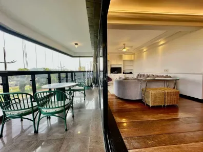 Apartamento com 3 Quartos à venda, 252m² no Gonzaga, Santos