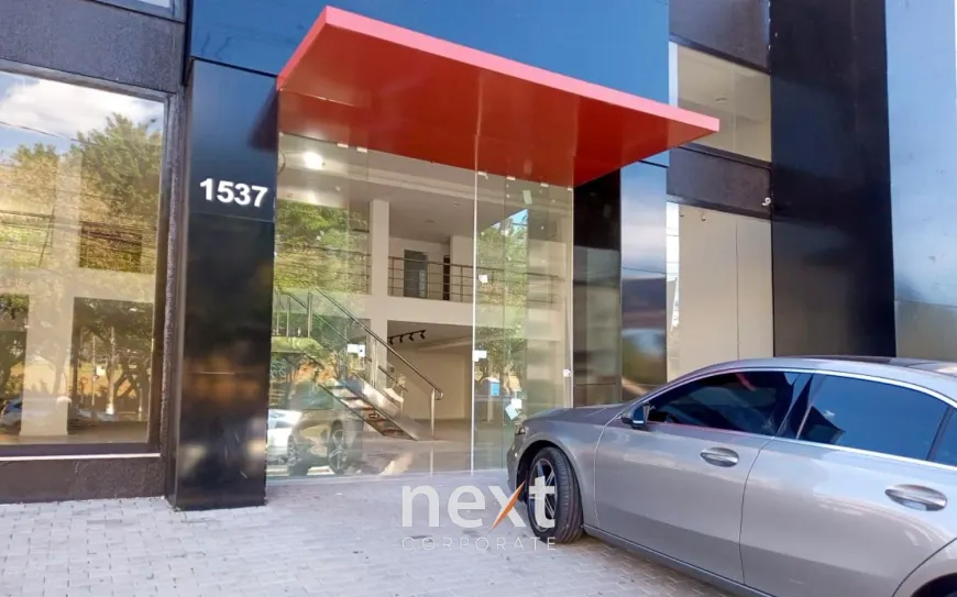 Foto do imóvel - Casa para alugar com 1 quarto, 4 banheiros e 5 vagas na garagem de 397 m² em