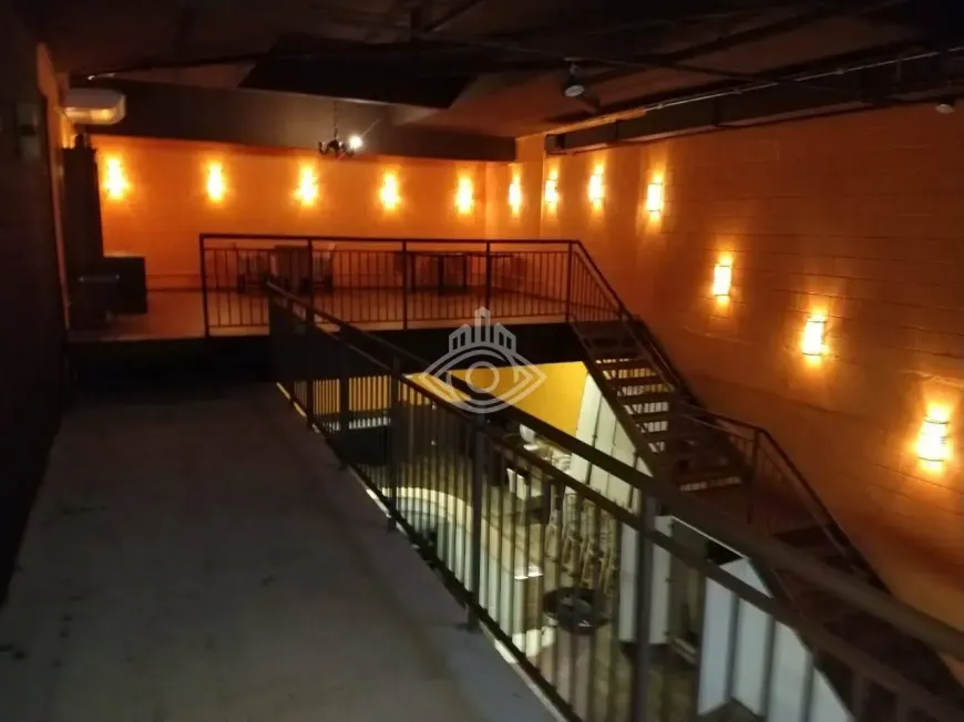 Foto do imóvel - Ponto comercial/Loja/Box para alugar com 2 quartos, 2 banheiros, 10 vagas e Ar-condicionado.