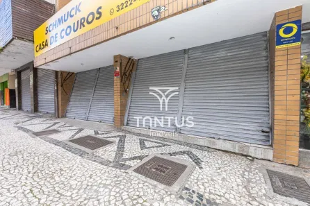 Loja / Salão / Ponto Comercial à venda, 152m² no Centro, Curitiba