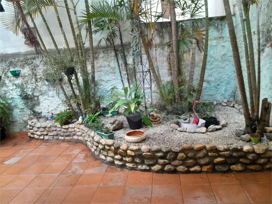 Foto do imóvel - Sobrado à venda com 3 quartos, 1 suíte, 3 banheiros e 3 vagas na garagem em