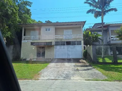 Casa com 3 Quartos à venda, 210m² no Centro, Criciúma