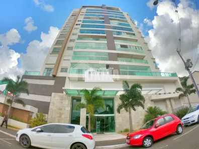 Apartamento com 3 Quartos à venda, 200m² no Centro, Ponta Grossa