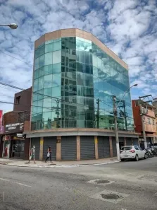 Prédio Inteiro com 4 Quartos para alugar, 700m² no Centro, Macaé