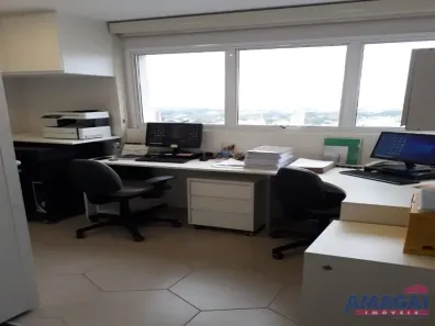 Conjunto Comercial / Sala à venda, 97m² no Centro, Jacareí
