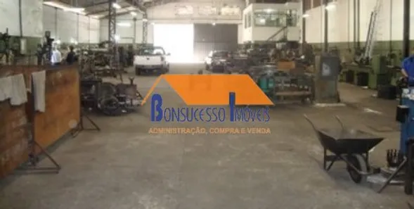 Galpão / Depósito / Armazém à venda, 650m² no Colégio Batista, Belo Horizonte