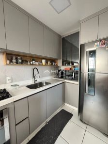 Apartamento com 2 Quartos à venda, 44m² no Colinas, Londrina