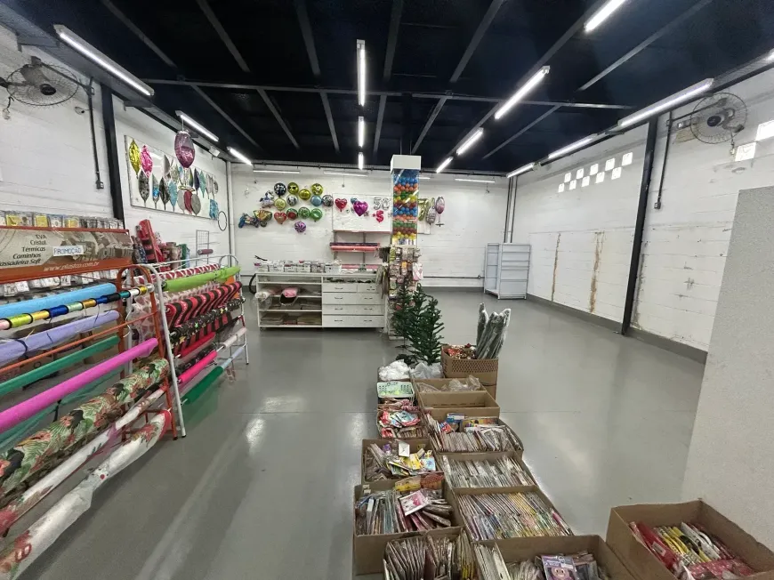 Foto do imóvel - Ponto comercial/Loja/Box para alugar com 440 m² e 3 banheiros em