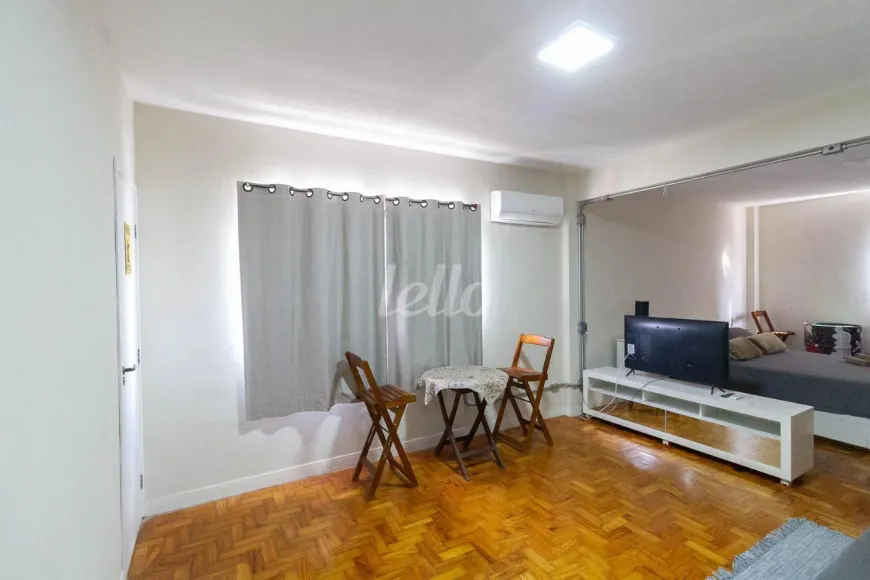Foto do imóvel - Apartamento para alugar com 1 quarto, 1 banheiro, ar-condicionado e aceita animais próximo ao.