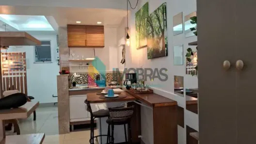 Kitnet com 1 Quarto para venda ou aluguel, 30m² no Copacabana, Rio de Janeiro