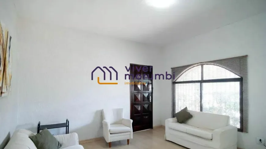 Foto do imóvel - Sobrado à venda com 2 quartos, 1 suíte, 120 m², 2 banheiros e 3 vagas próximo ao Metrô Campo.