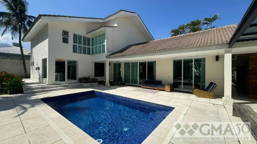 Foto do imóvel - Casa de condomínio para alugar com 800 m², 3 quartos, 3 banheiros, 1 vaga