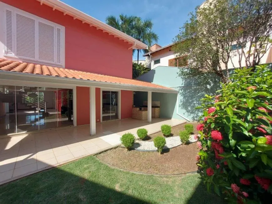 Foto do imóvel - Casa para comprar com 310 m², 4 quartos, 4 banheiros, 4 vagas