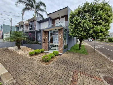 Sobrado com 2 Quartos para alugar, 173m² no Centro, Cascavel