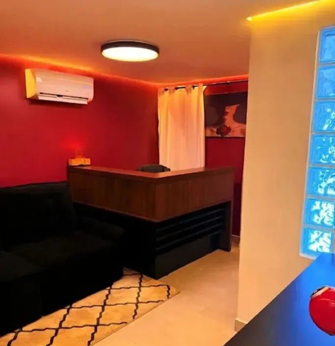 Foto do imóvel - Imóvel comercial para alugar com 4 quartos, 4 suítes, 160 m² e 6 banheiros, mobiliado e aceita.