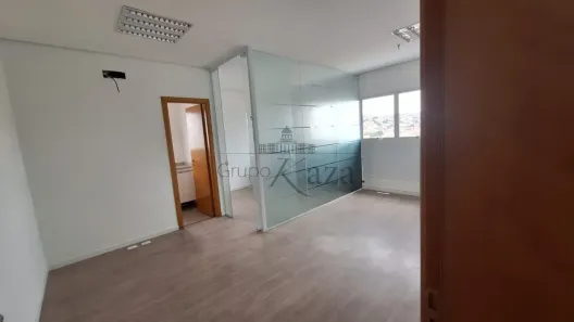 Conjunto Comercial / Sala à venda, 36m² no Centro, Jacareí
