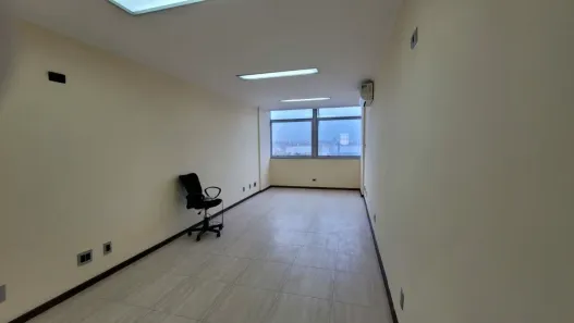Conjunto Comercial / Sala à venda, 32m² no Centro, São Caetano do Sul
