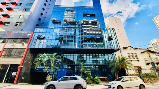 Prédio/Edifício Inteiro com 1 Quarto para alugar, 1980m² no Centro, Juiz de Fora