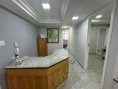 Conjunto Comercial / Sala à venda, 70m² no Centro, Macaé