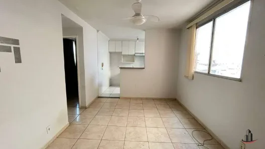 Apartamento com 2 Quartos para alugar, 49m² no Fabrício, Uberaba