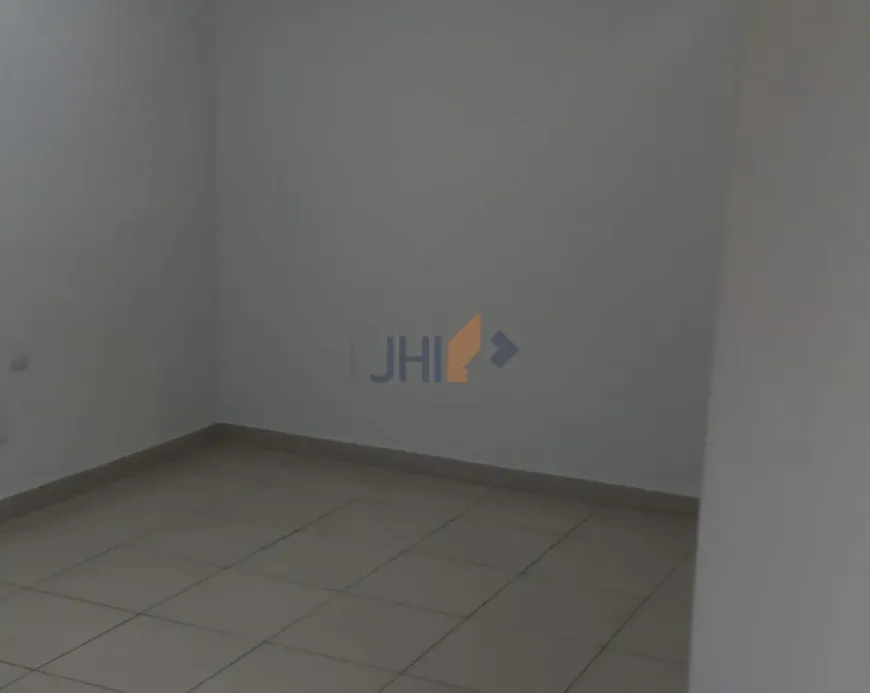 Foto do imóvel - Sala/Conjunto/Escritório à venda com 31 m², 1 banheiro e 1 vaga na garagem próximo à Estação.