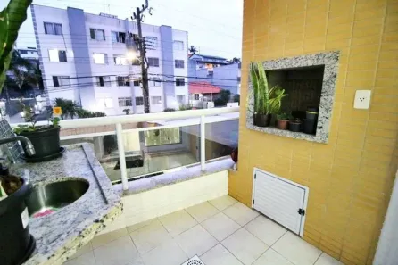 Apartamento com 2 Quartos à venda, 64m² no Coqueiros, Florianópolis