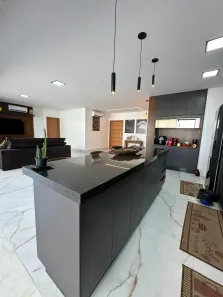 Apartamento com 3 Quartos para venda ou aluguel, 155m² no Vila Edmundo, Taubaté