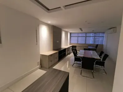 Conjunto Comercial / Sala para alugar, 45m² no Centro, Niterói