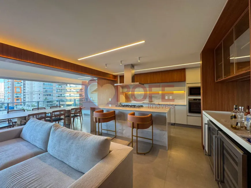 Foto do imóvel - Apartamento para comprar com 132 m², 3 quartos, 5 banheiros, 2 vagas
