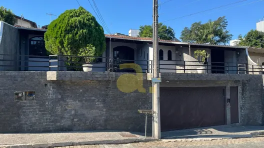 Casa com 4 Quartos à venda, 500m² no Velha, Blumenau