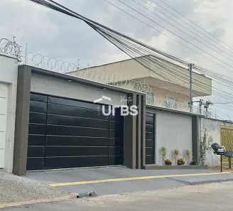 Casa com 3 Quartos à venda, 200m² no Moinho dos Ventos, Goiânia