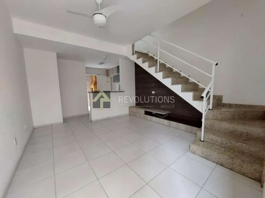 Foto do imóvel - Casa para alugar com 2 quartos, 3 banheiros, 60 m² e garagem em