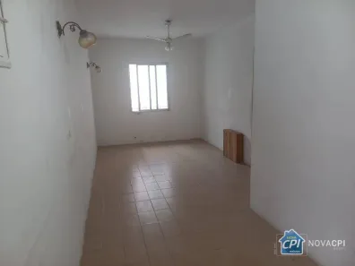 Kitnet à venda, 28m² no Guilhermina, Praia Grande