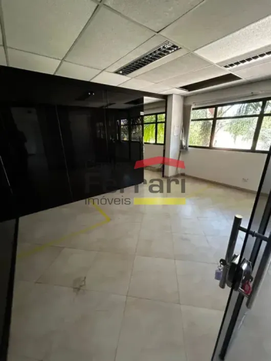 Foto do imóvel - Prédio inteiro para alugar com 380 m², 2 banheiros e 10 vagas na garagem em