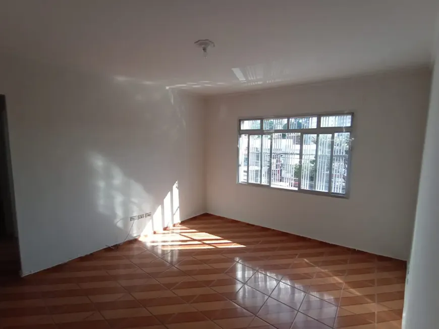 Foto do imóvel - Casa para alugar com 2 quartos, 1 banheiro, 192 m² e aceita animais em