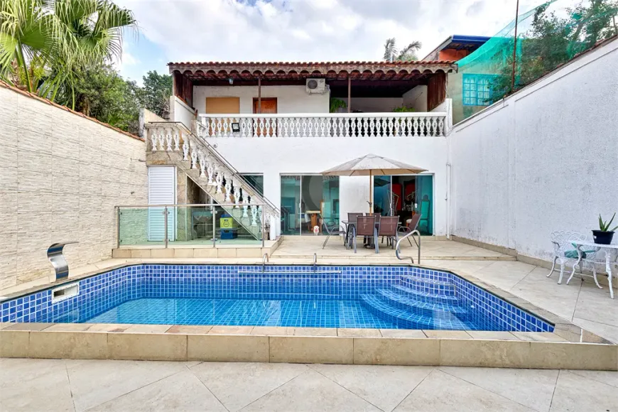 Foto do imóvel - Casa para alugar com 3 quartos, 2 suítes, 220 m² e próximo ao Metrô Borba Gato em