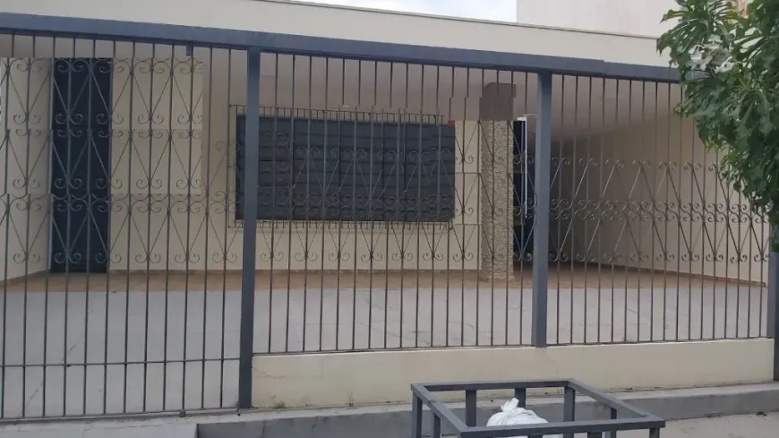 Foto do imóvel - Casa para alugar com 120 m², 3 quartos, 2 banheiros, 2 vagas