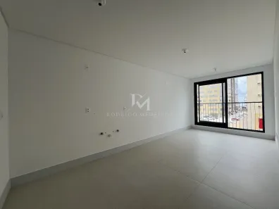Apartamento com 1 Quarto à venda, 40m² no Canto, Florianópolis
