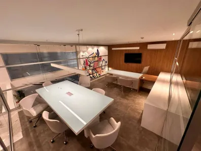 Loja / Salão / Ponto Comercial à venda, 216m² no Centro, Curitiba