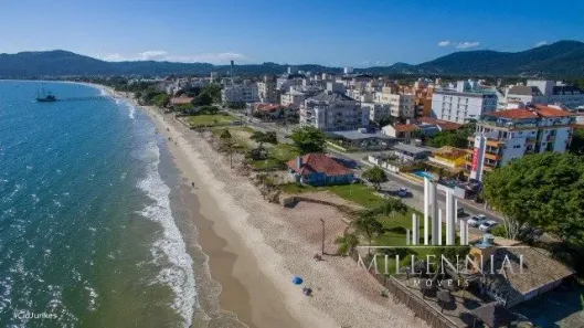 Prédio/Edifício Inteiro com 20 Quartos à venda, 1890m² no Canasvieiras, Florianópolis