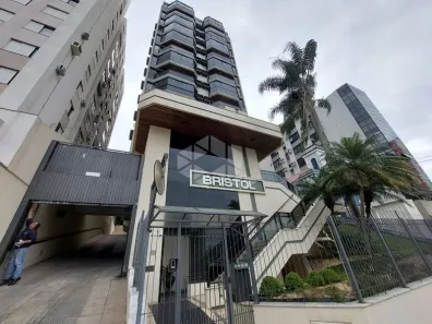 Apartamento com 2 Quartos para alugar, 68m² no Centro, Florianópolis