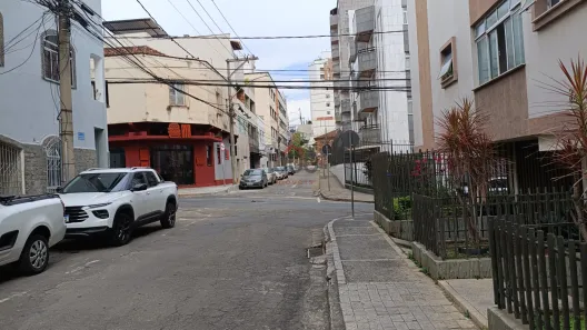 Prédio/Edifício Inteiro com 5 Quartos à venda, 57m² no Granbery, Juiz de Fora