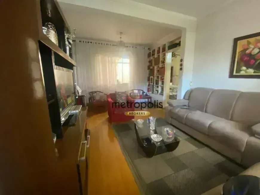 Foto do imóvel - Imóvel comercial à venda com 3 quartos, 2 banheiros, 2 vagas na garagem, backyard e depósito em
