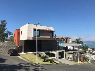 Casa com 3 Quartos à venda, 323m² no Cacupé, Florianópolis