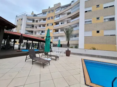 Apartamento com 2 Quartos à venda, 64m² no Coqueiros, Florianópolis